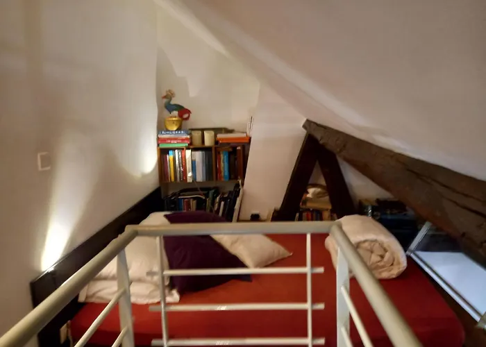 Apartment Schoener Romantischer Blick Auf Seine By Interhome *