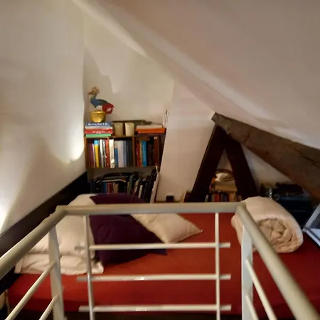 דירה Schoener Romantischer Blick Auf Seine By Interhome *